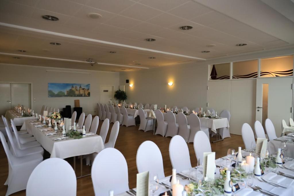 Gaestehaus Am Schweriner See Schwerin  Ngoại thất bức ảnh